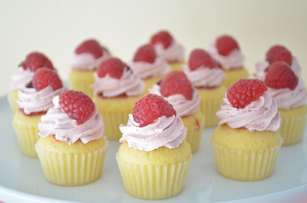 Mini Geburtstags Cupcakes — Rezepte Suchen